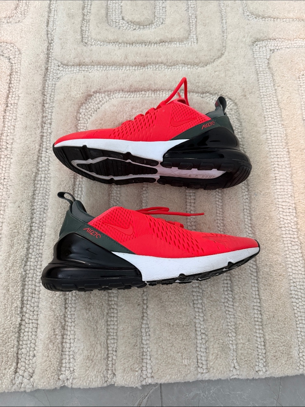 Nike men’s' Bright Red and Black Athletic Sneakers